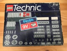 Brand New LEGO 8720 TECHNIC 9V Motor Set Sealed In Box