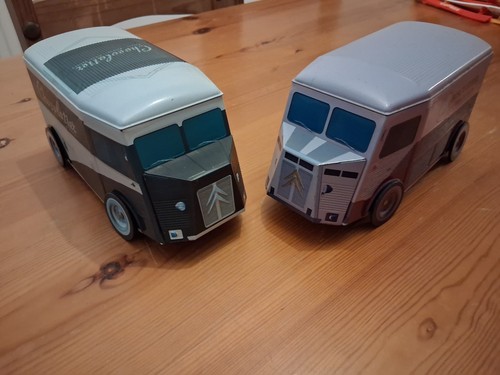 Citreon biscuit tins 2 - citreon, hy