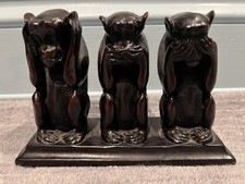 3 Wise Monkeys - Hear Speak