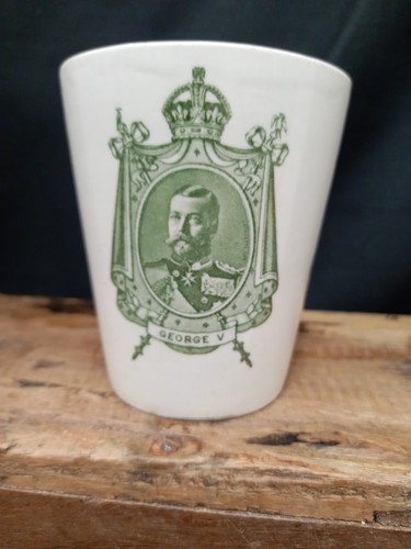 Royal doulton beaker cup - royal,