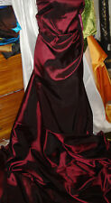 1M  MAROON  TAFFETA  FABRIC