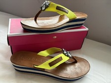 Juicy Couture Wedge Flip Flops Size 39