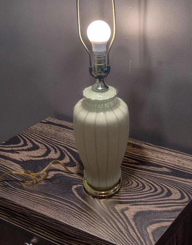 Hollywood regency white glass - regency,