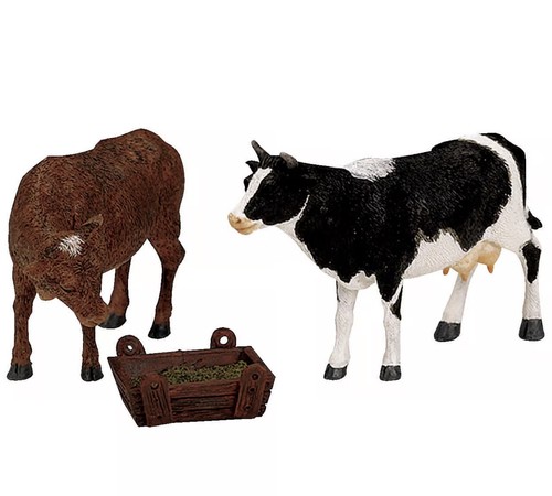 Lemax figurine feeding - lemax, cow