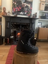 2025 mens Salomon Malamute