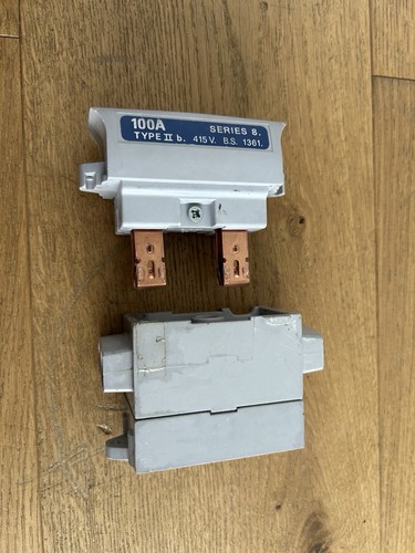 Henley fuse carrier base - fuse,