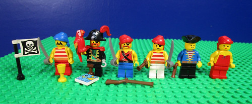 Genuine lego vintage pirates - genuine,