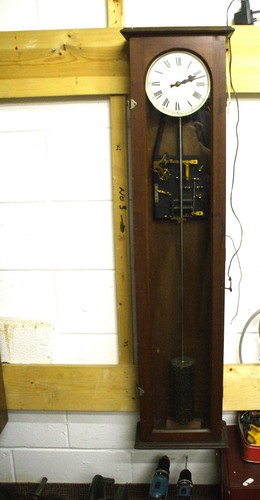 Synchronome electric master - ,