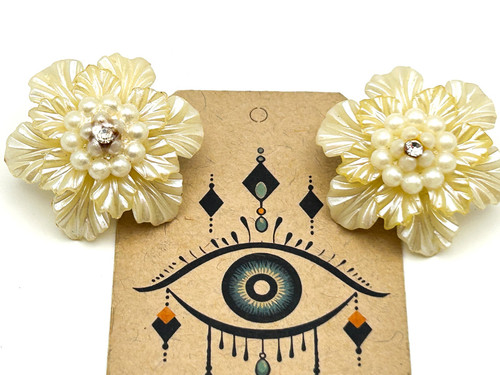 Vintage lucite flower clip - vintage,