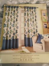 Montgomery "Retro Flowers"