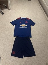 Manchester United 2016/17 Away