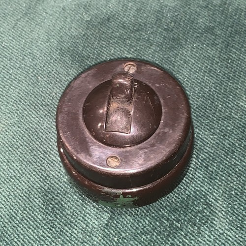 Vintage round crabtree lincoln - vintage,