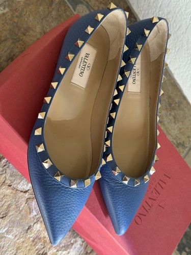 Valentino garavani pebbled - valentino,