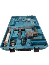 Makita HM001GZ02 XGT SDS-Max Demolition Drill ***/Charger Included***