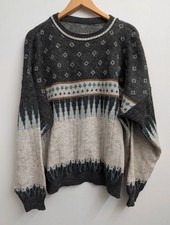 Vintage 90s Nordic Pattern