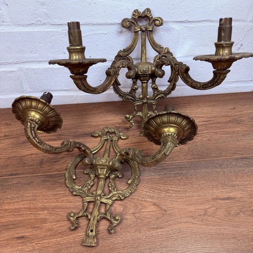 Pair vintage victorian style - pair,