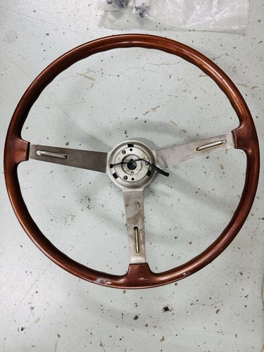 Alfa romeo montreal steering - romeo,