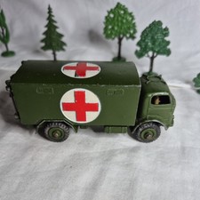 DINKY Military Ambulance 626 ORIGINAL ( has NOT been painted or touched up ) 