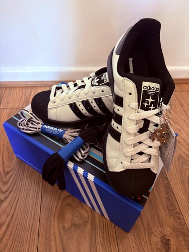 Brand new adidas - new, superstar
