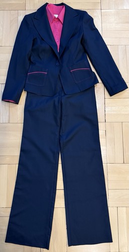 Wizzair airline stewardess - airline,