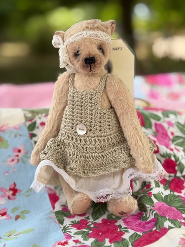 Pipe dream bear daisy 19 - dream,