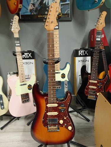 Stratocaster crafter crema