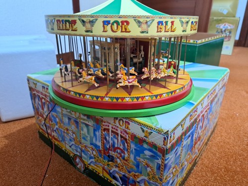 Corgi scale model - corgi,