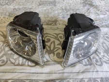 2005 Genuine Lexus IS 200 Front Fog Lights Left / Right  Set of 2 ~ IMMACULATE