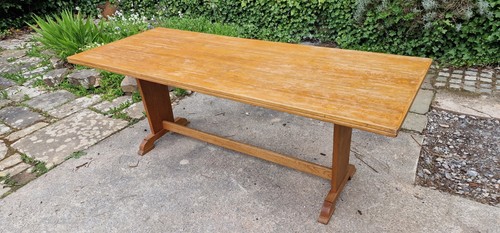Beautiful refectory solid - beautiful,