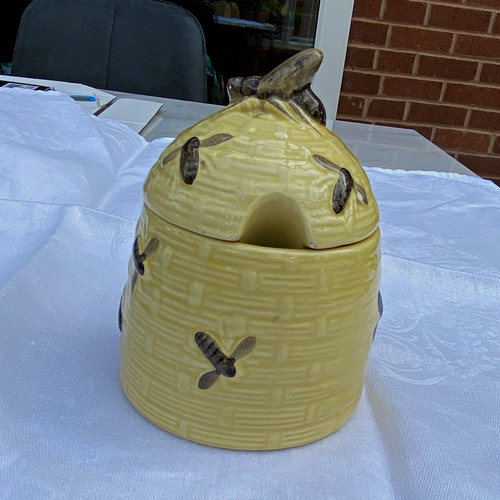 German ceramic beehive honey - beehive,