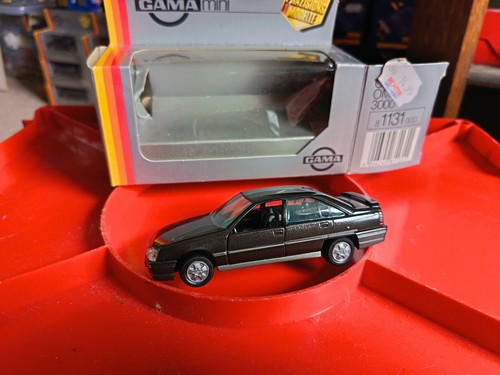Boxed model gama opel - e,