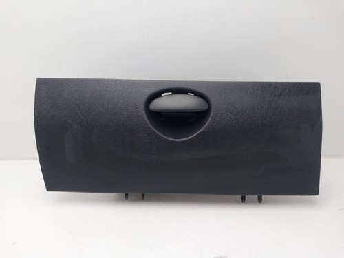 96444595777 glove compartment