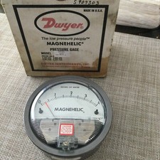 Dwyer Magnehelic Pressure