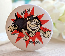 Vtg Gnasher Dog Beano Comic 1988 Dennis The Menace Membership  Badge Pin (P2830)