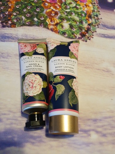Laura ashley garden bloom - laura,