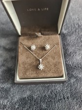 Ernest Jones 9ct White Gold