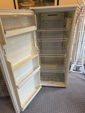 Lec Refrigerator 215 Litres. Model No. L755CW White.