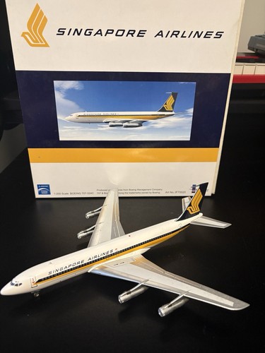 Inflight 200 if70020 - inflight, boeing