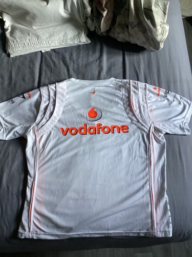 Mclaren mercedes benz vodafone - mercedes,