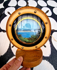 Vintage ' Kitsch Tropical Sea Scene Lamp ' Wood Souvenir Ship Wheel 60's PROP **