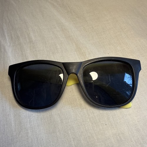 Mcdonalds neon sunglasses - neon,