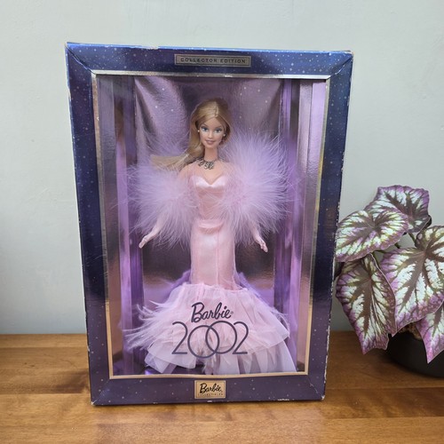 Barbie 2002 collector edition - barbie,
