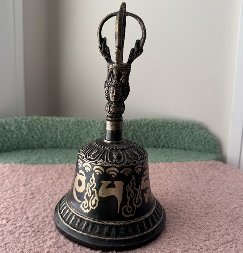 Fine vintage tibetan bronze - vintage,