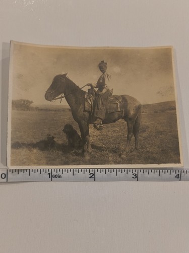 Antique 1900s photo woman - antique,