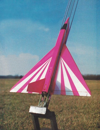 Ladyhawk estes rocket powered - estes,