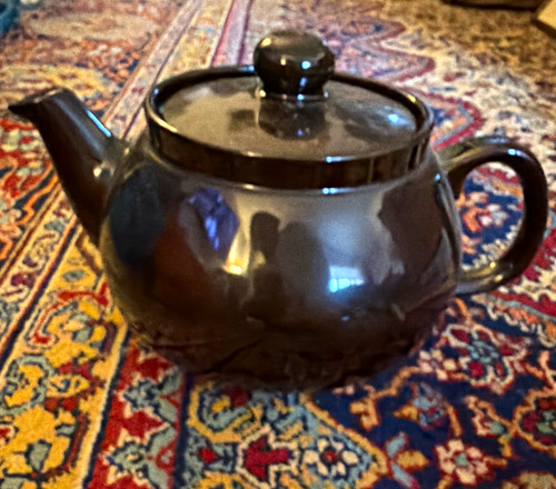 Glossy brown ceramic teapot - brown,