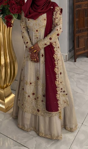 Asian pakistani indian - pakistani, /