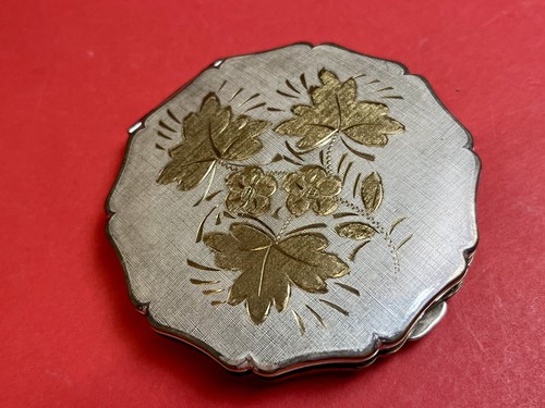 Stratton powder compact - stratton,
