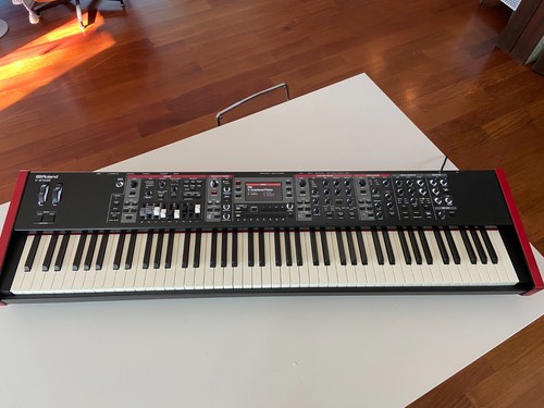 Roland stage - 88,