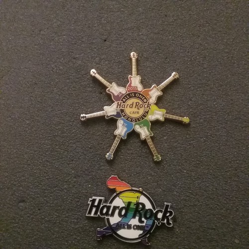 Two hard rock - two, badges